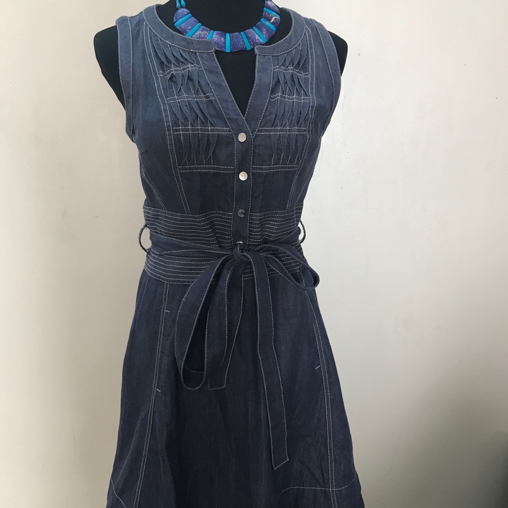Lovely Karen Millen denim dress. US size 8